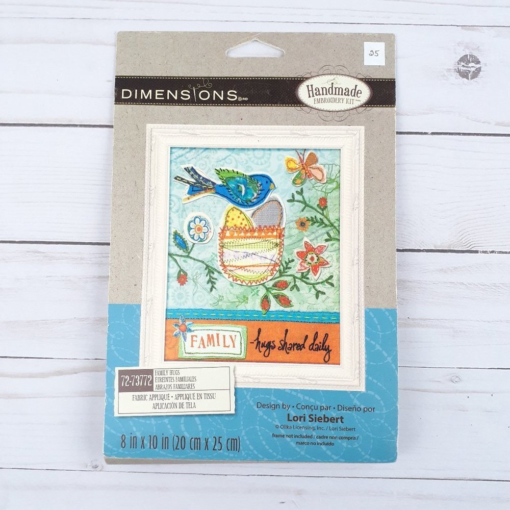 Dimensions Embroidery Kit Family Hugs Stitch Fabric Applique Birds Flowers B25